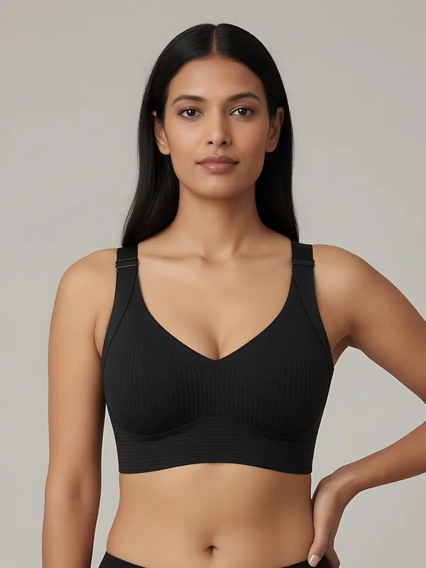 Ribbed V-Neck Wireless Bra, Black, model, front